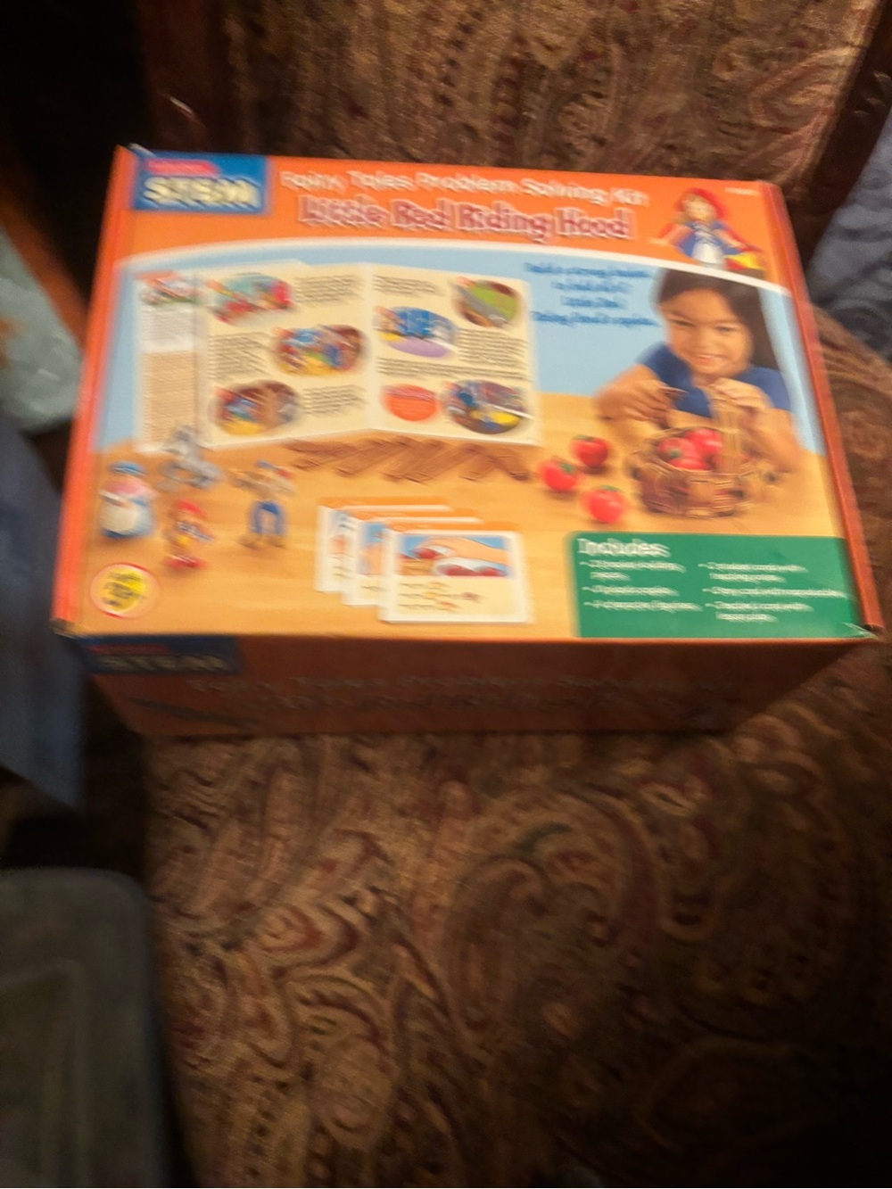 Lakeshore stem Little Red Riding Hood Storytelling Kit -Pretend Play